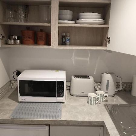 Cosy Garden Studio Room Minimum Two Night Booking Hove Esterno foto