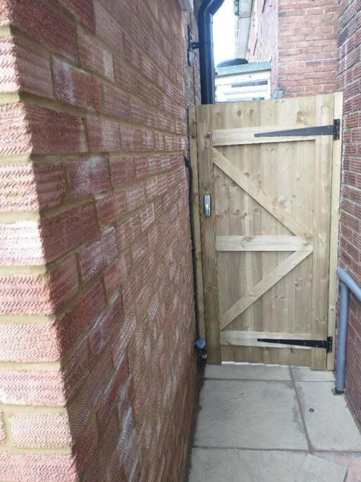 Cosy Garden Studio Room Minimum Two Night Booking Hove Esterno foto